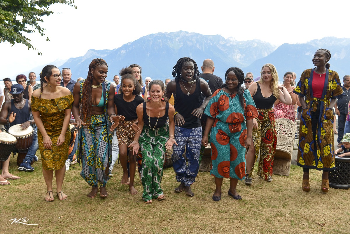 Danse et défilé Gakomo