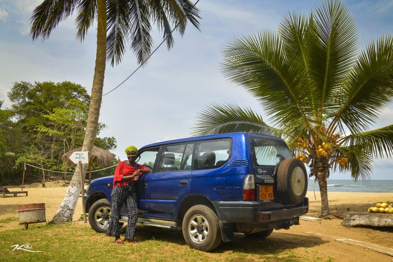 Image Elsie, une Landcruiser au soleil