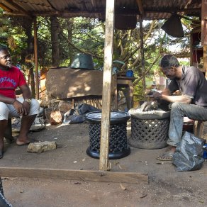 2019-04-25_foumban-artisanat_0002_k